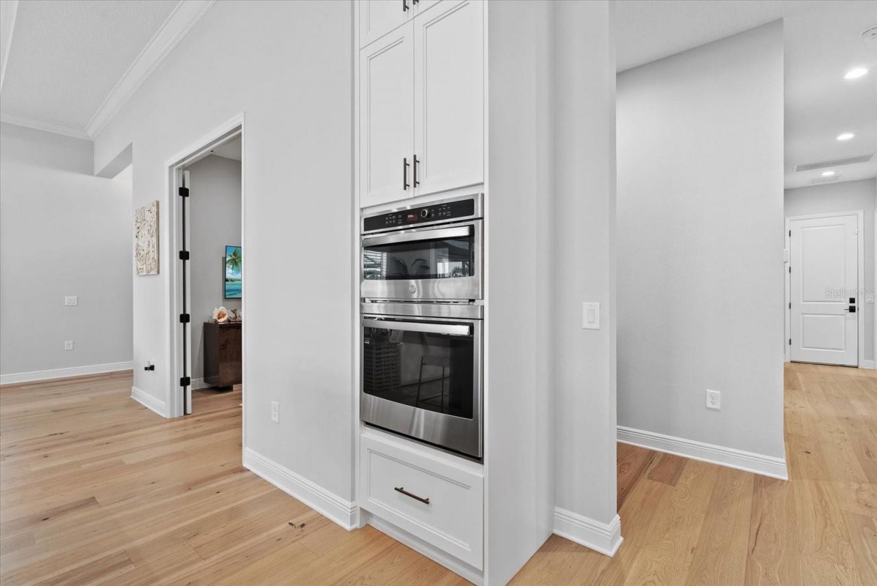 6353 Isla Del Ray Avenue, Sarasota, FL 34240 Photo