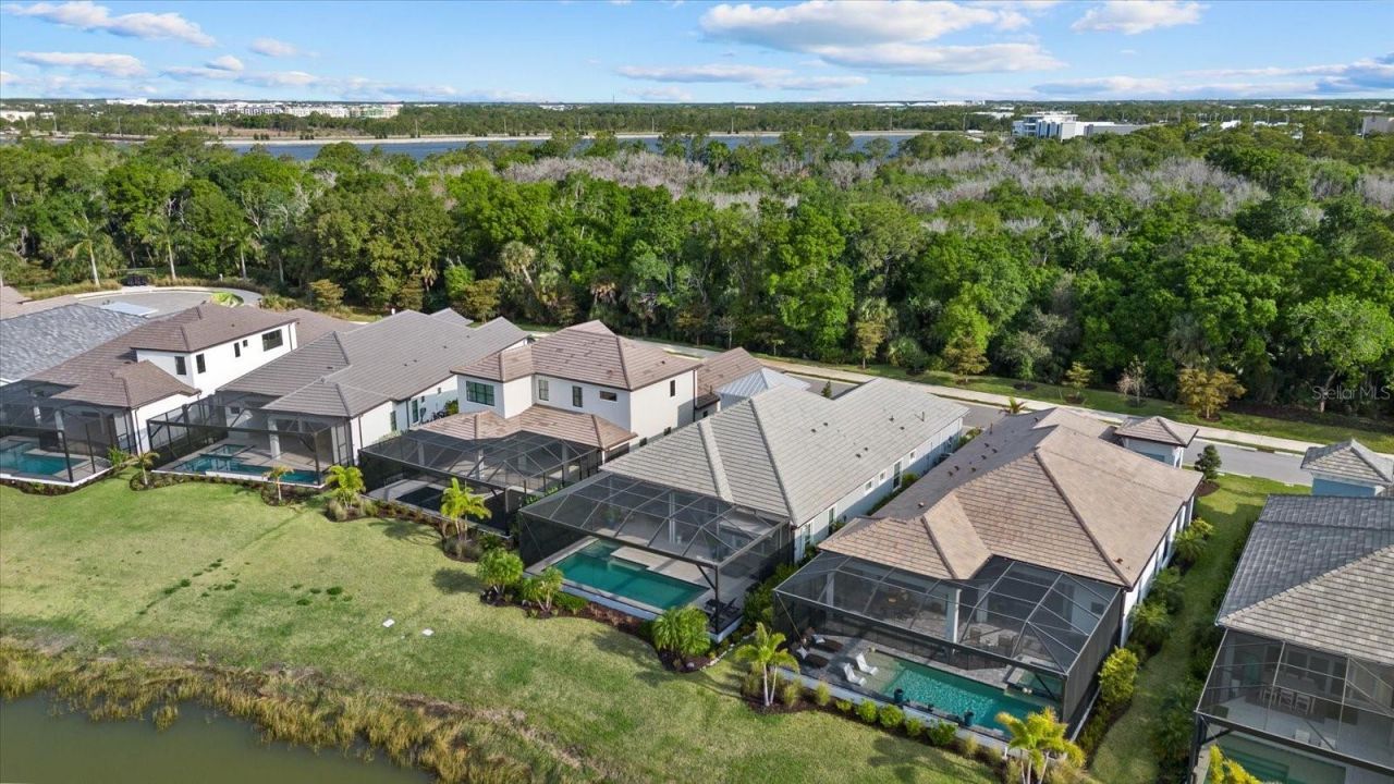 6353 Isla Del Ray Avenue, Sarasota, FL 34240 Photo