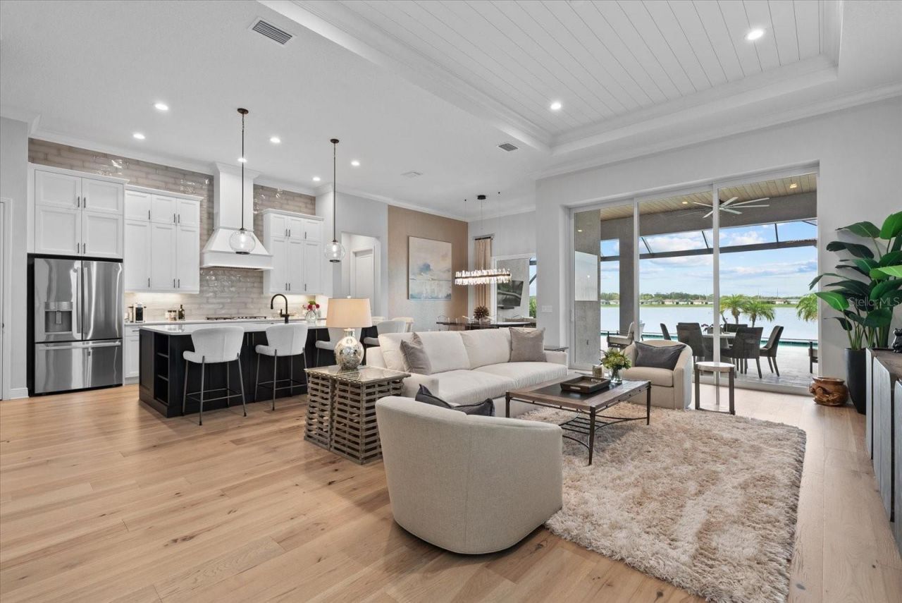 6353 Isla Del Ray Avenue, Sarasota, FL 34240 Photo