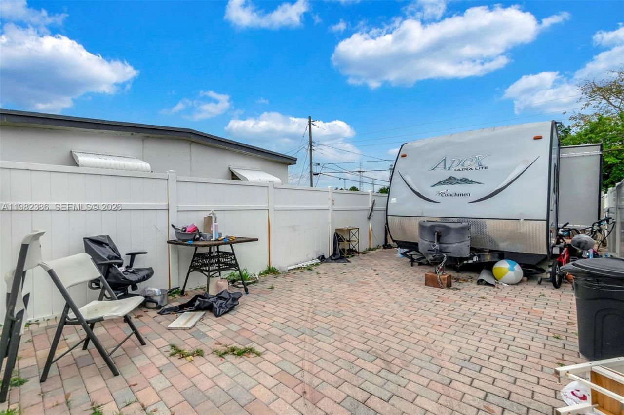 1449 NE 51st St , Pompano Beach, FL 33064 Photo