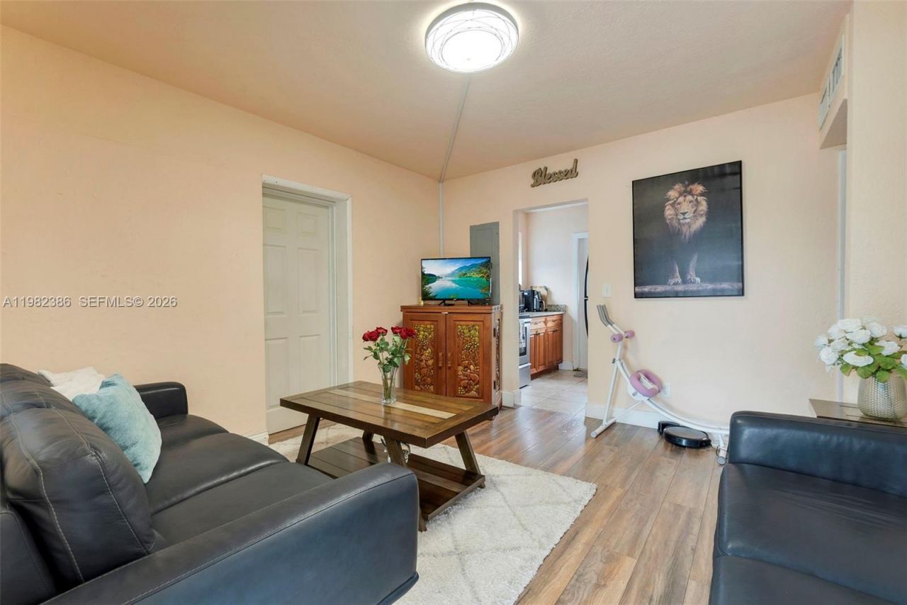 1449 NE 51st St , Pompano Beach, FL 33064 Photo