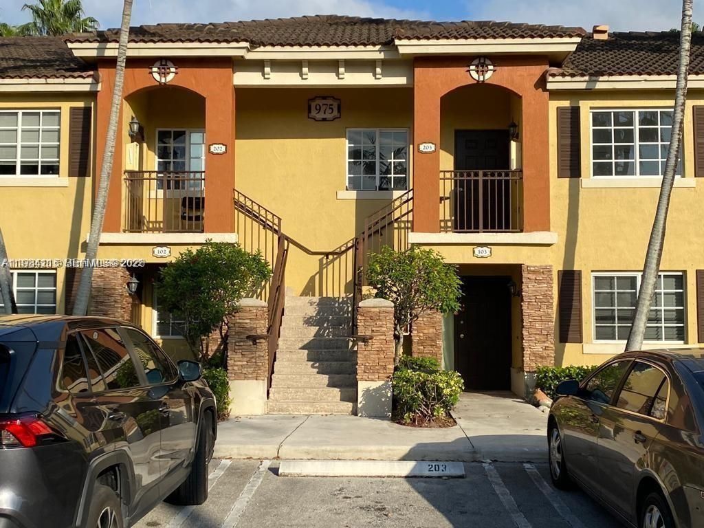 975 NE 33rd Ter , Unit 203, Homestead, FL 33033 Photo