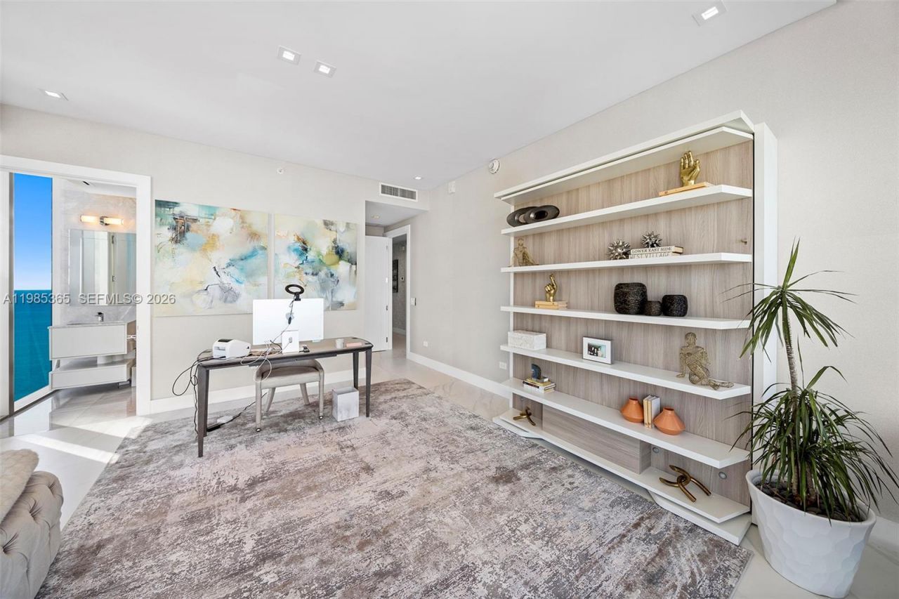 18501 Collins Ave , Unit 3901, Sunny Isles Beach, FL 33160 Photo