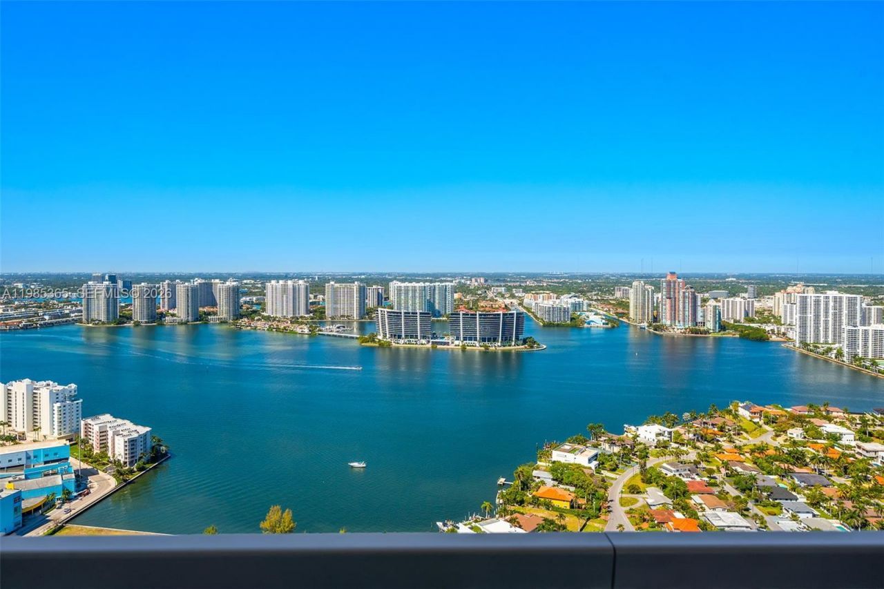 18501 Collins Ave , Unit 3901, Sunny Isles Beach, FL 33160 Photo