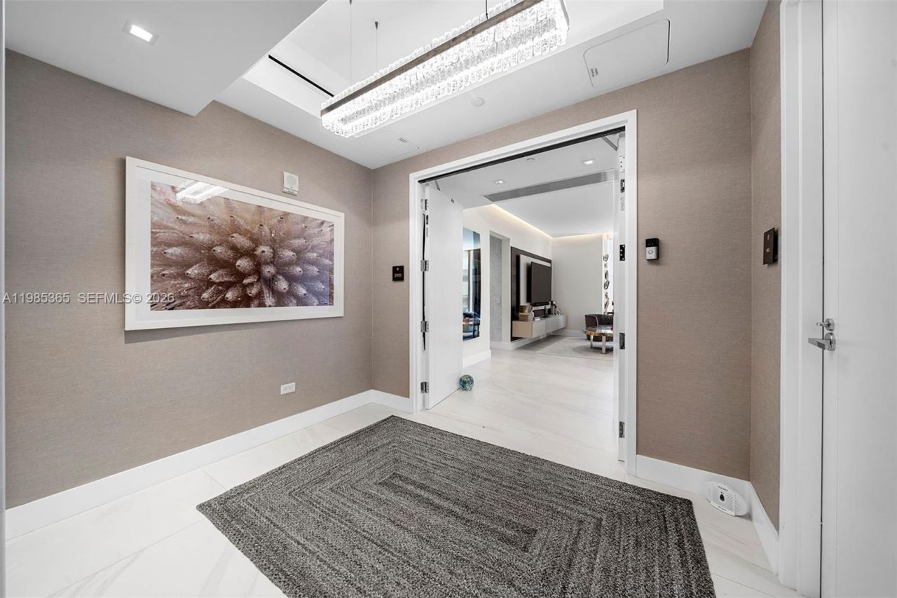 18501 Collins Ave , Unit 3901, Sunny Isles Beach, FL 33160 Photo