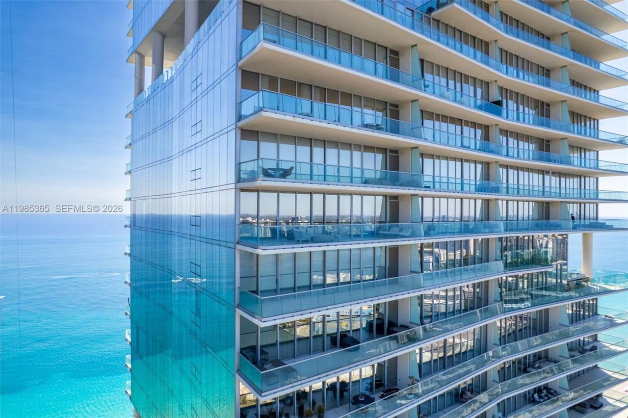 18501 Collins Ave , Unit 3901, Sunny Isles Beach, FL 33160 Photo