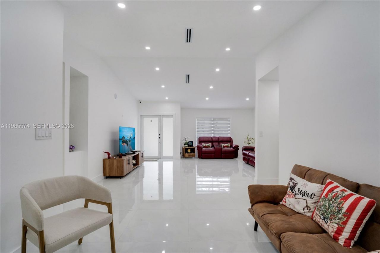 12835 SW 119th Ter , Miami, FL 33186 Photo