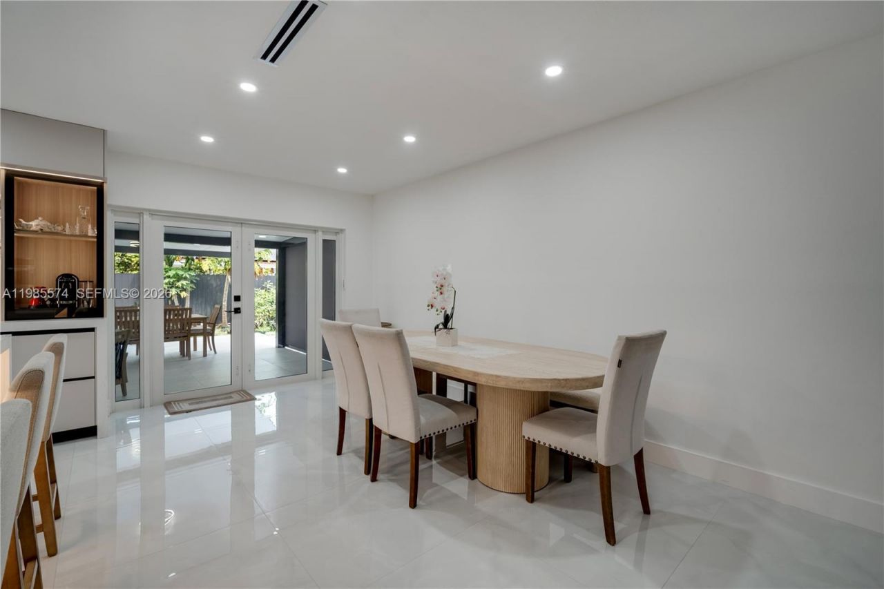 12835 SW 119th Ter , Miami, FL 33186 Photo