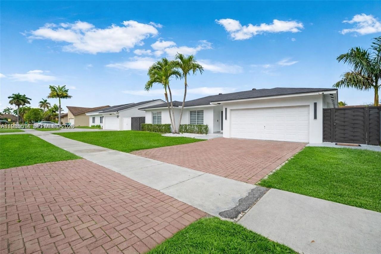 12835 SW 119th Ter , Miami, FL 33186 Photo