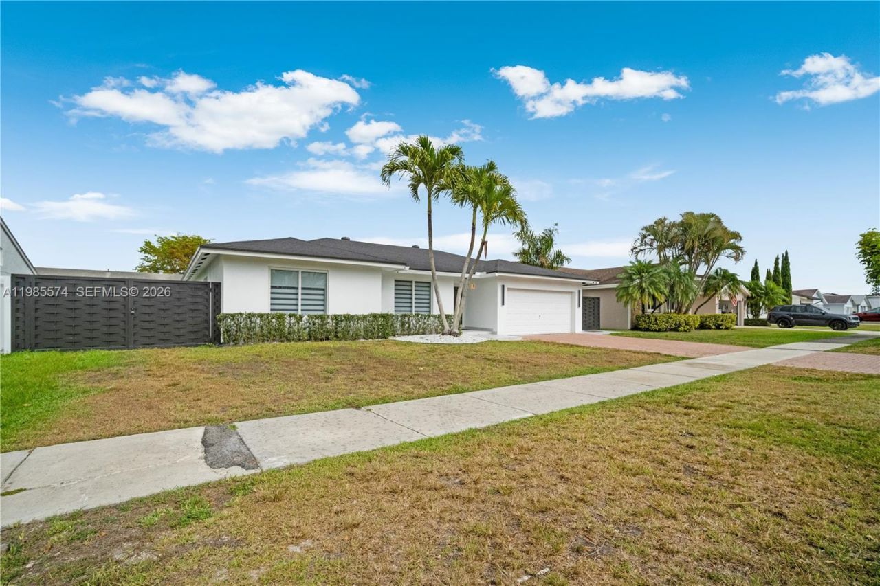 12835 SW 119th Ter , Miami, FL 33186 Photo