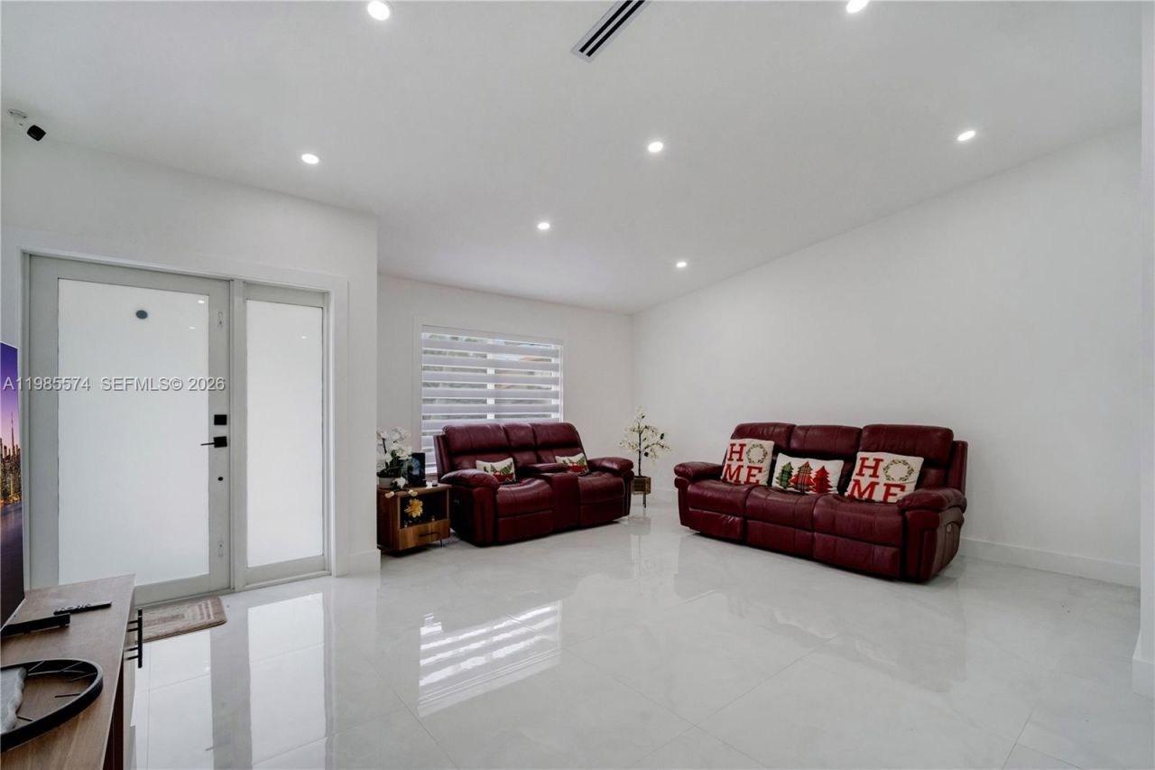 12835 SW 119th Ter , Miami, FL 33186 Photo