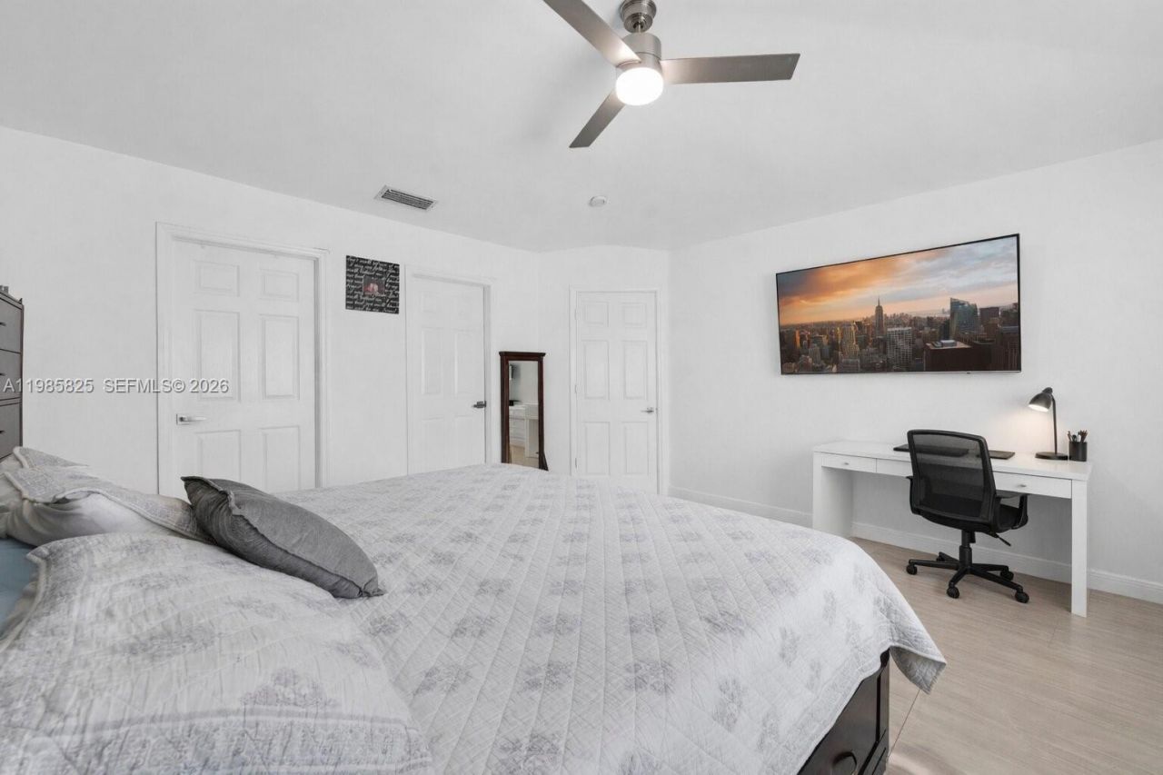 16898 Crestview Ln , Weston, FL 33326 Photo