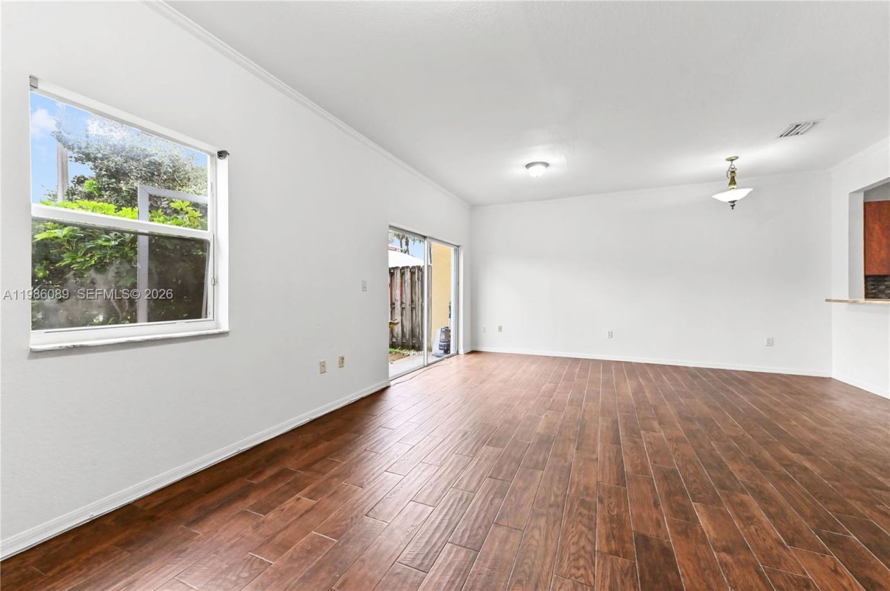 5043 SW 140th Ter, Miramar, FL 33027 Photo
