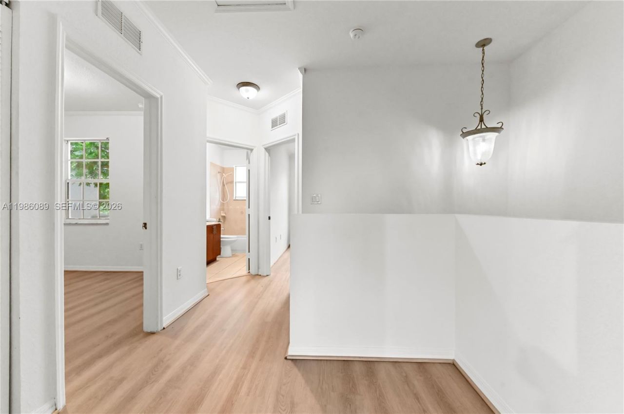 5043 SW 140th Ter, Miramar, FL 33027 Photo