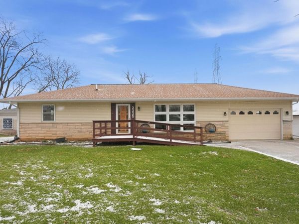 2225 Dellwood Drive, Fort Wayne, IN 46803
