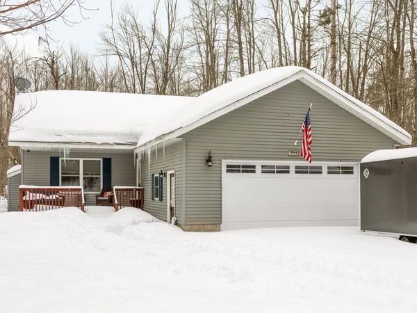 7447 Macatawa Trail, Gaylord, MI 49735