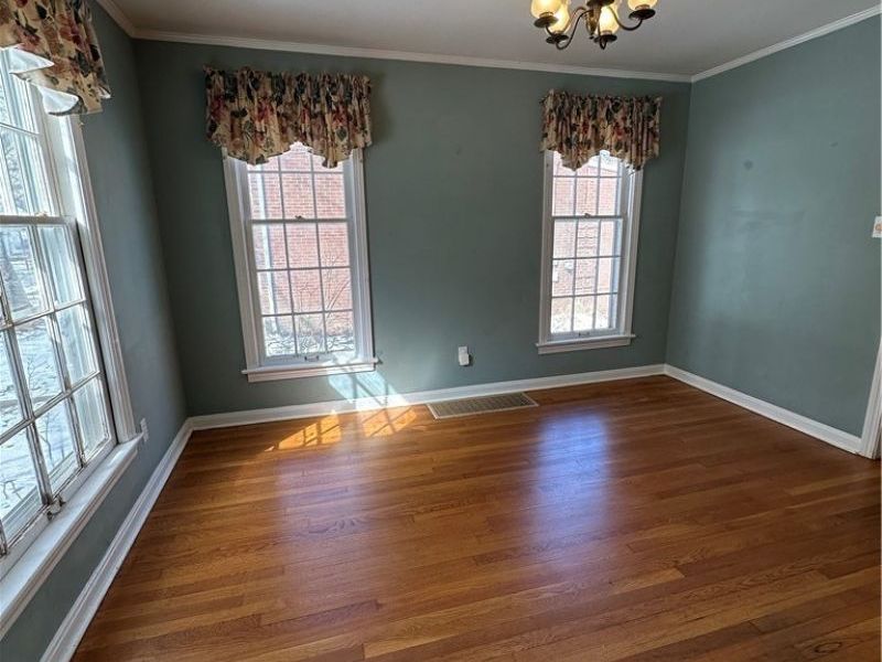 1579 Laclede Road , South Euclid, OH 44121 Photo 2