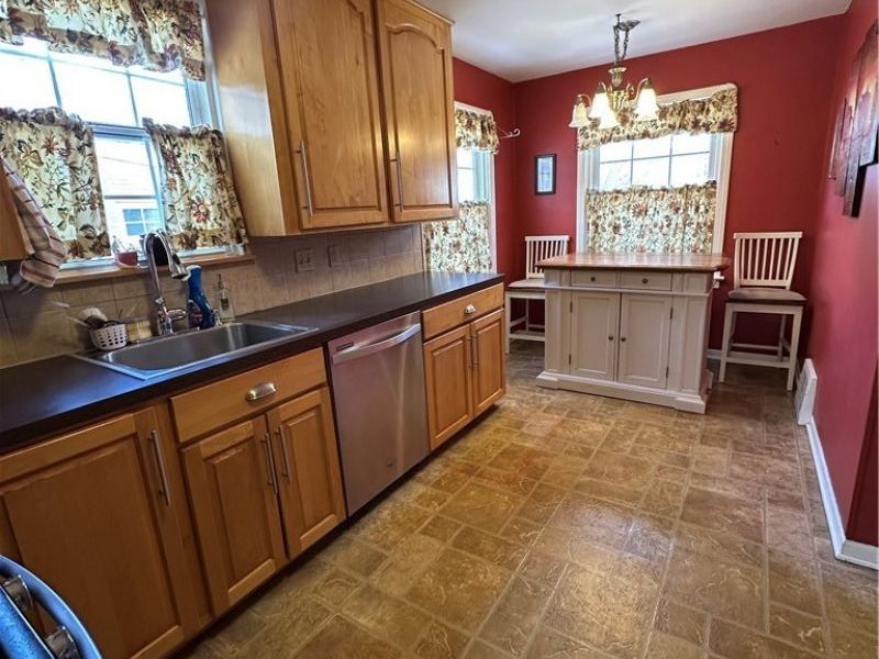 1579 Laclede Road , South Euclid, OH 44121 Photo 5