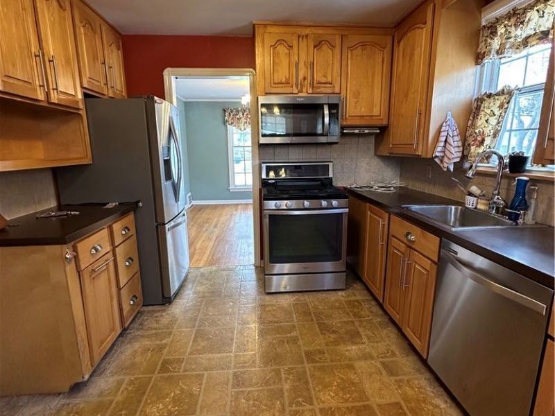 1579 Laclede Road , South Euclid, OH 44121 Photo 6