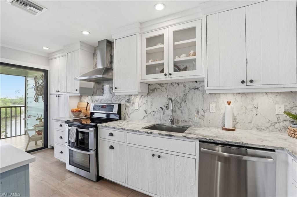 7731 Bocilla Ln, Unit 10, Bokeelia, FL 33922 Photo