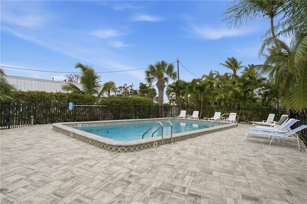 7731 Bocilla Ln, Unit 10, Bokeelia, FL 33922 Photo