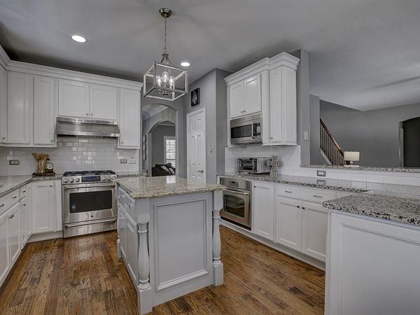 409 Love Bird Lane , Murphy, TX 75094