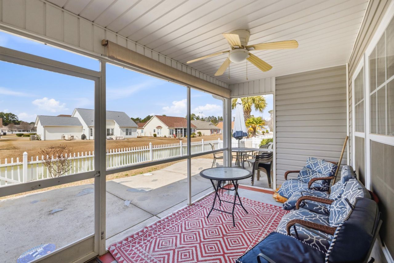 687 Twinflower St. Photo 25