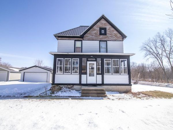 419 Hamilton PLACE, Horicon, WI 53032