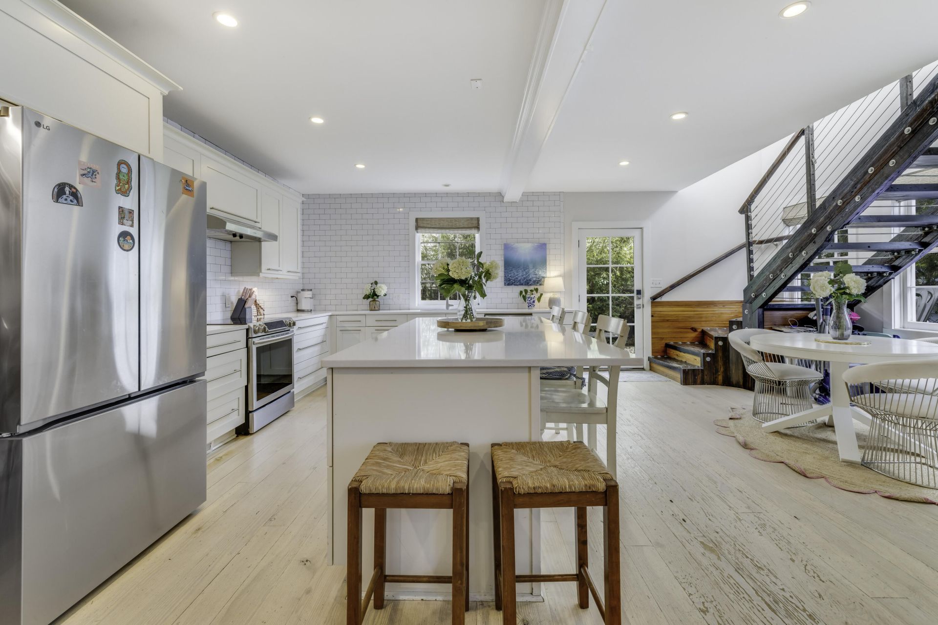 33 Bogard Street Photo 10