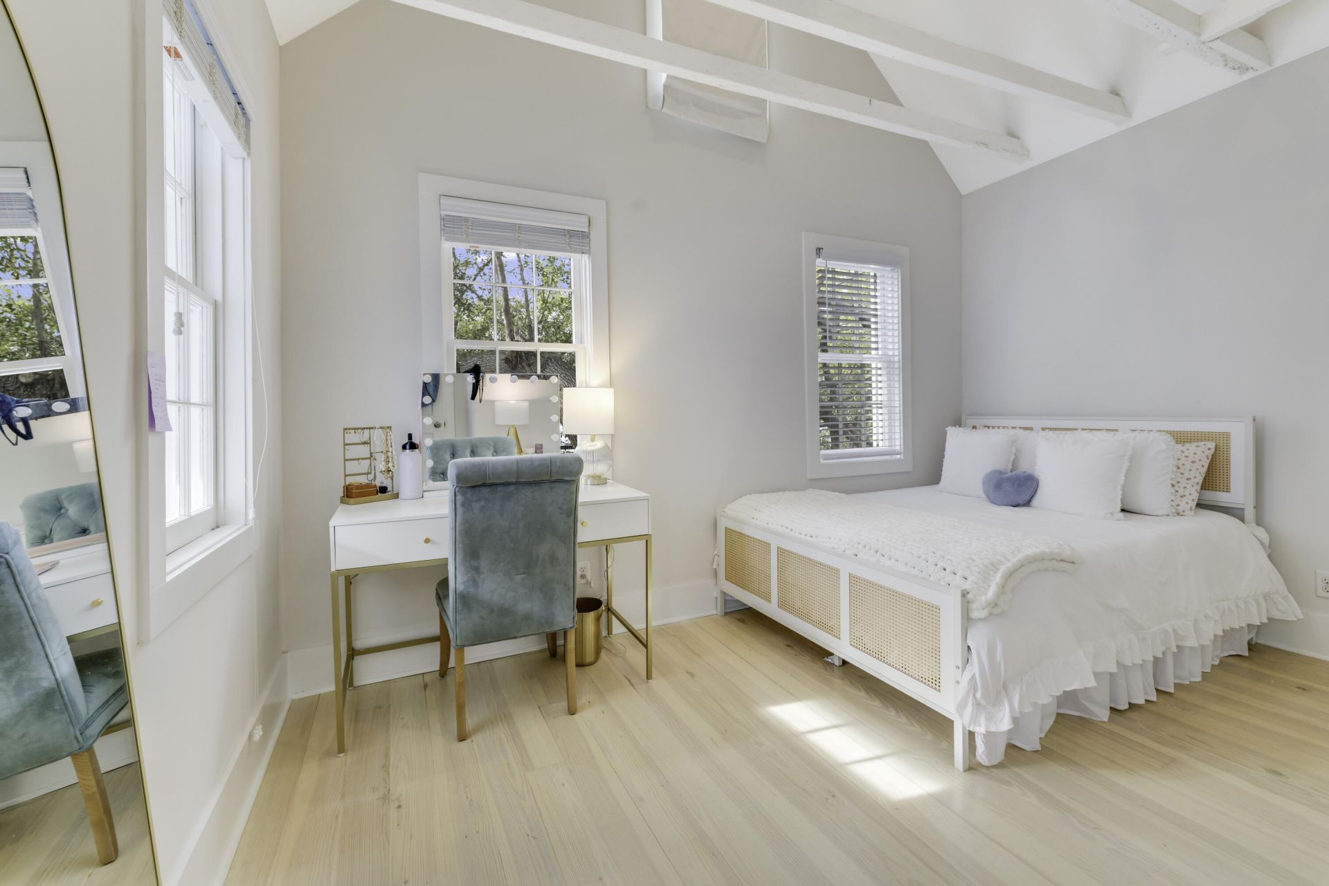 33 Bogard Street Photo 24