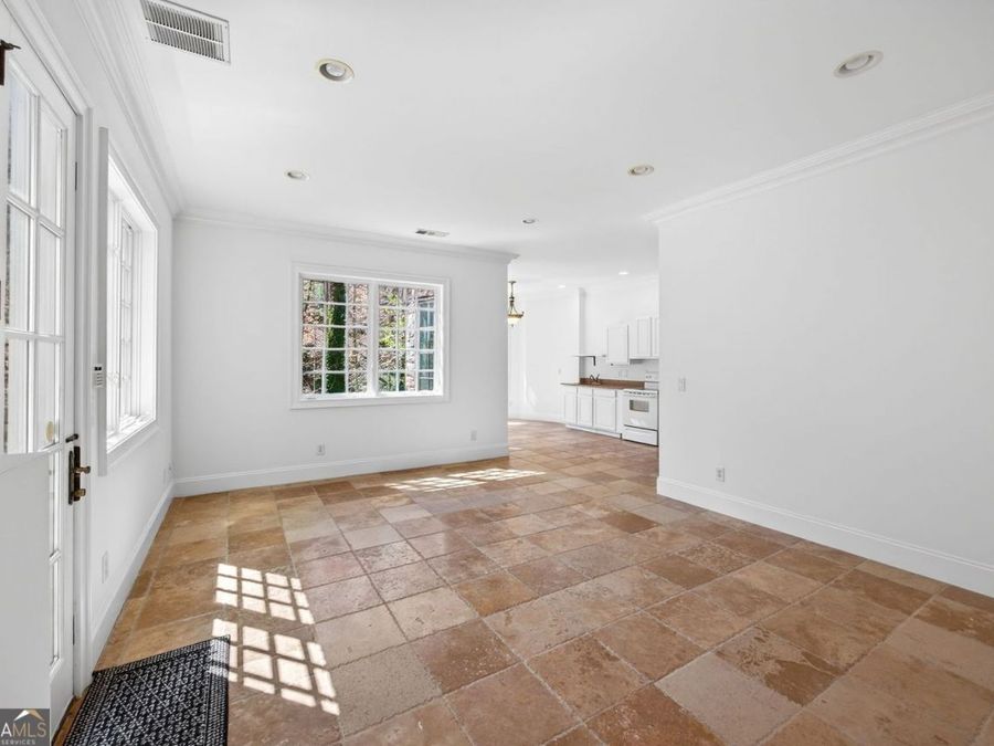 Property Image 80