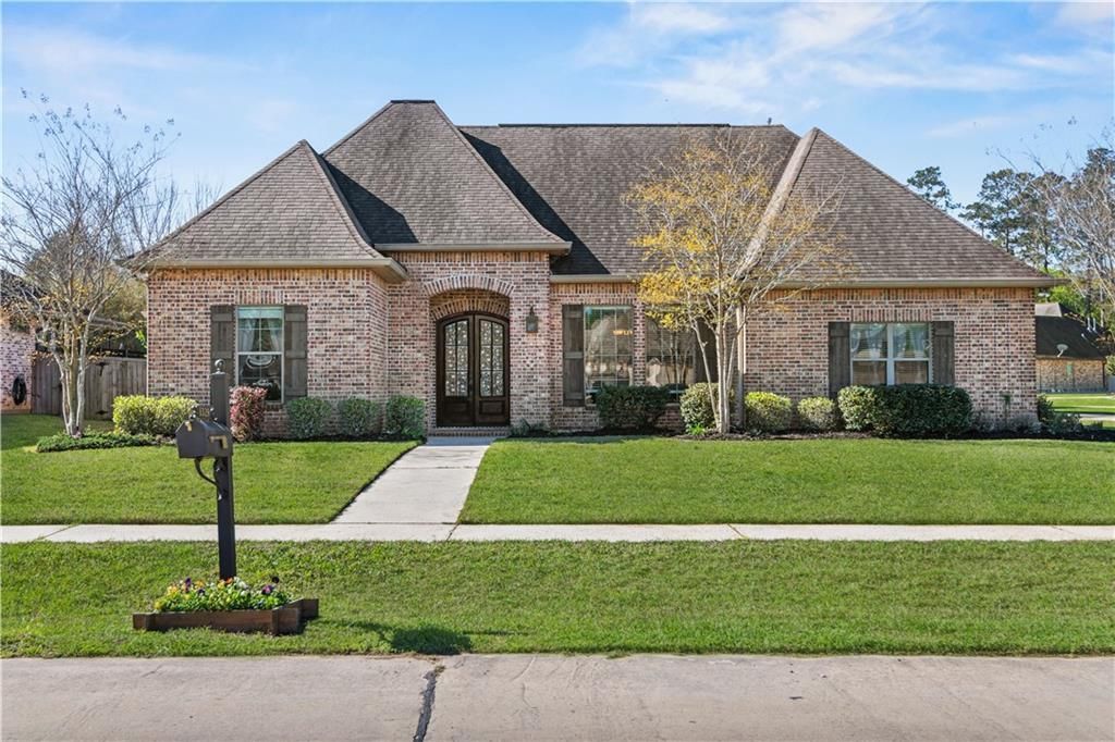 1329 Avenue Lacroix Avenue, Covington, LA 70433 Main Photo