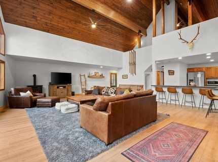13 Evergreen Circle, Blairsden, CA 96103 Photo