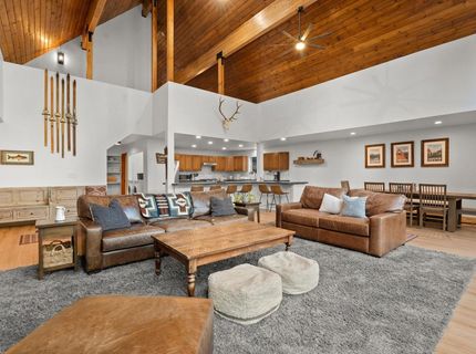 13 Evergreen Circle, Blairsden, CA 96103 Photo