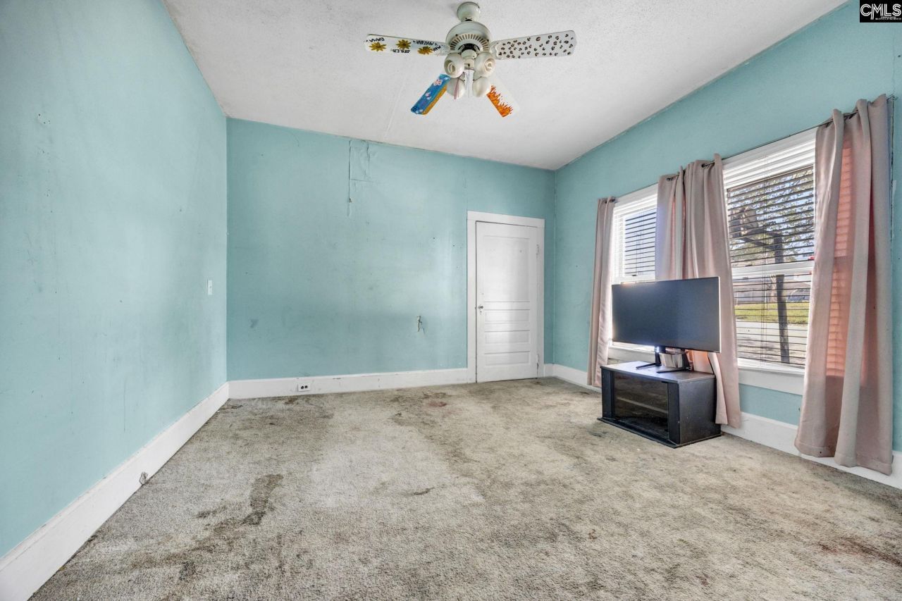 162 Gilliam Street Photo 25