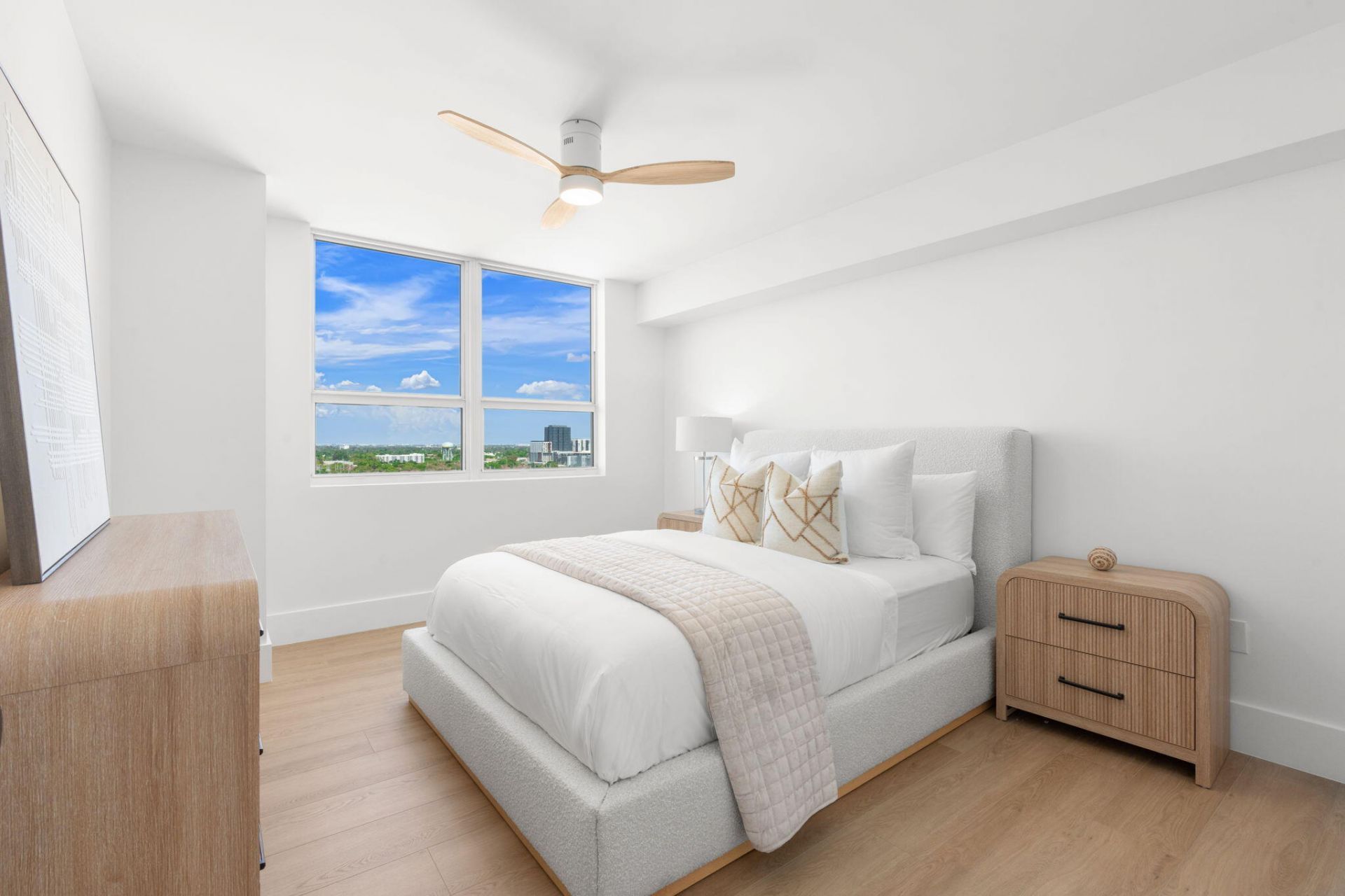 610 W Las Olas Boulevard, Unit 1613n, Fort Lauderdale, FL 33312 Photo