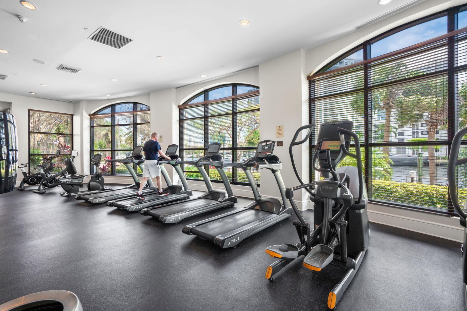 610 W Las Olas Boulevard, Unit 1613n, Fort Lauderdale, FL 33312 Photo