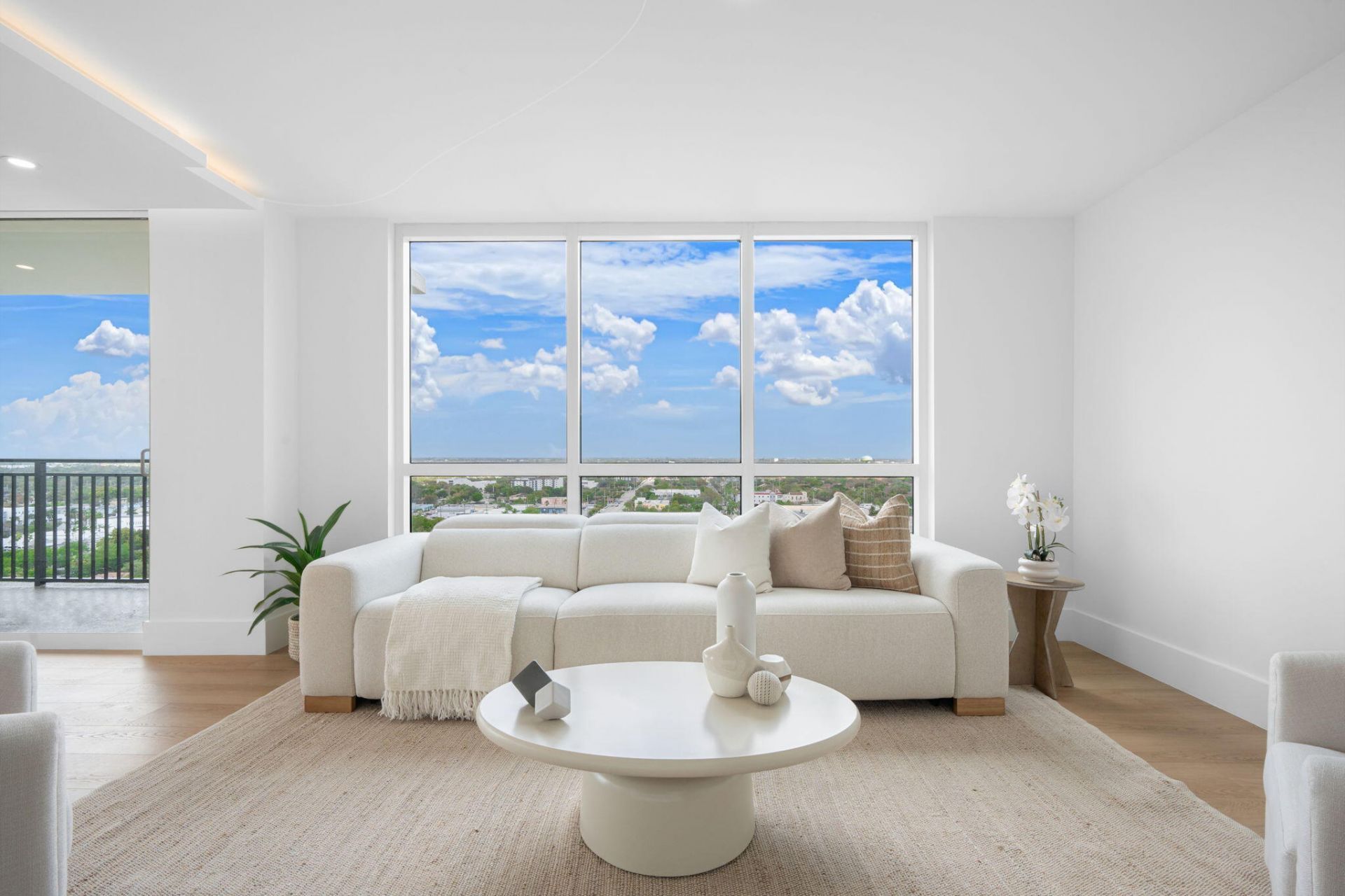 610 W Las Olas Boulevard, Unit 1613n, Fort Lauderdale, FL 33312 Photo