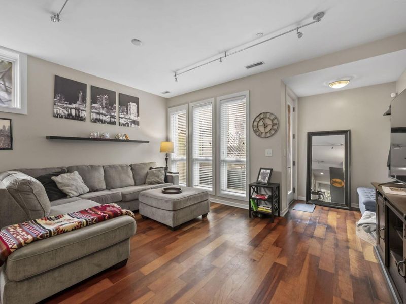 87 N 5th Street, Unit G19, Columbus, OH 43215 Photo 2