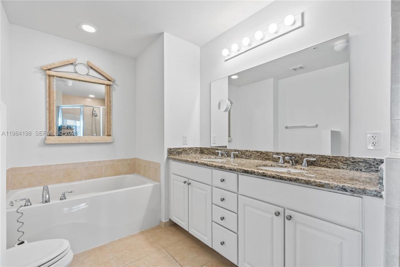 3001 NE 185th St, Unit 716, Aventura, FL 33180 Photo