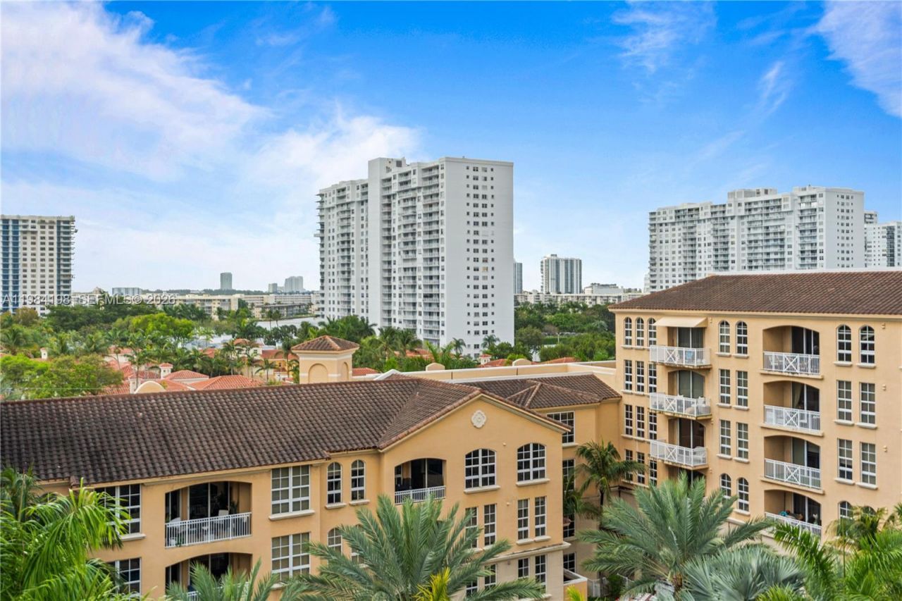 3001 NE 185th St, Unit 716, Aventura, FL 33180 Photo