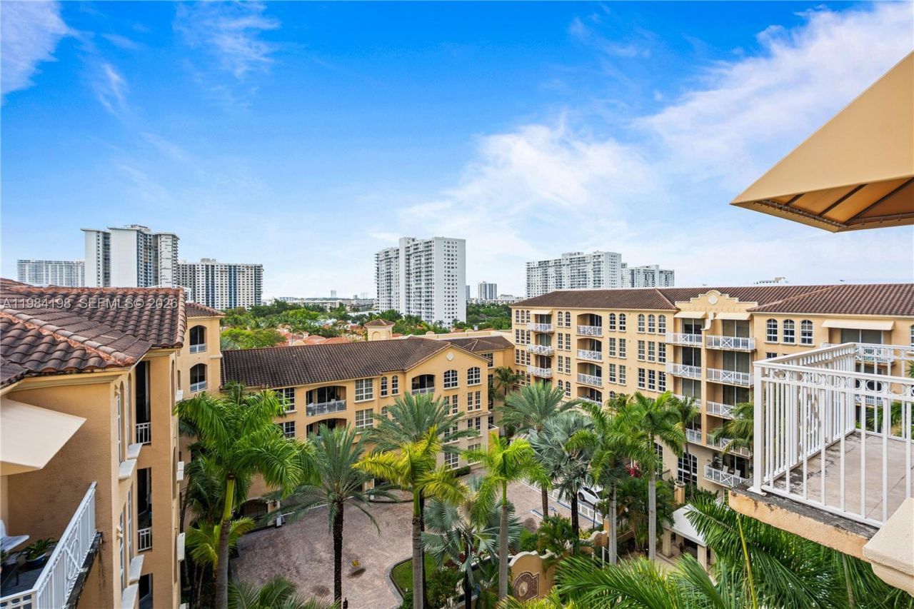 3001 NE 185th St, Unit 716, Aventura, FL 33180 Photo