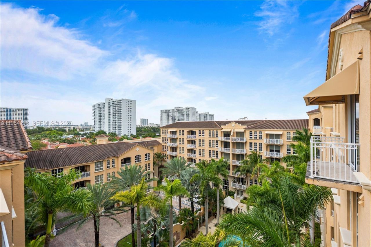 3001 NE 185th St, Unit 716, Aventura, FL 33180 Photo