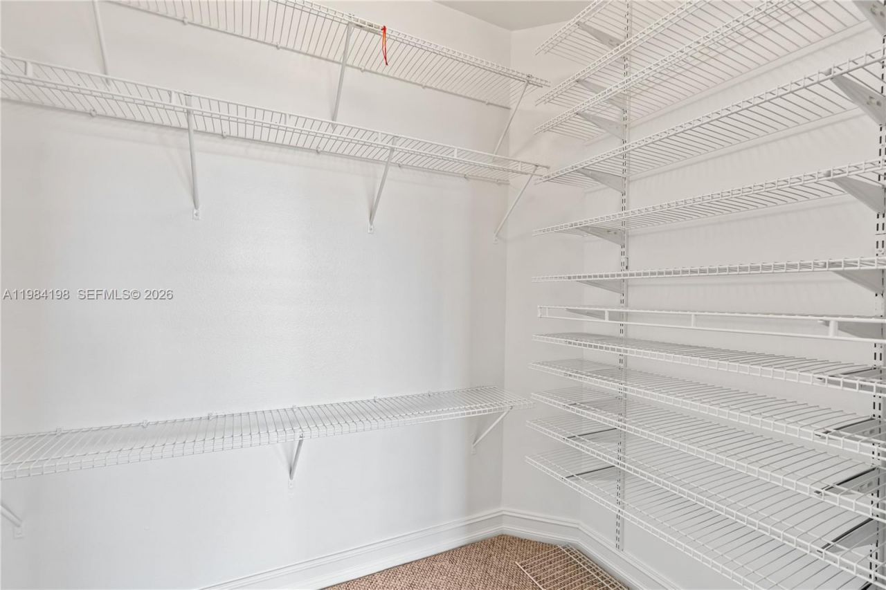 3001 NE 185th St, Unit 716, Aventura, FL 33180 Photo