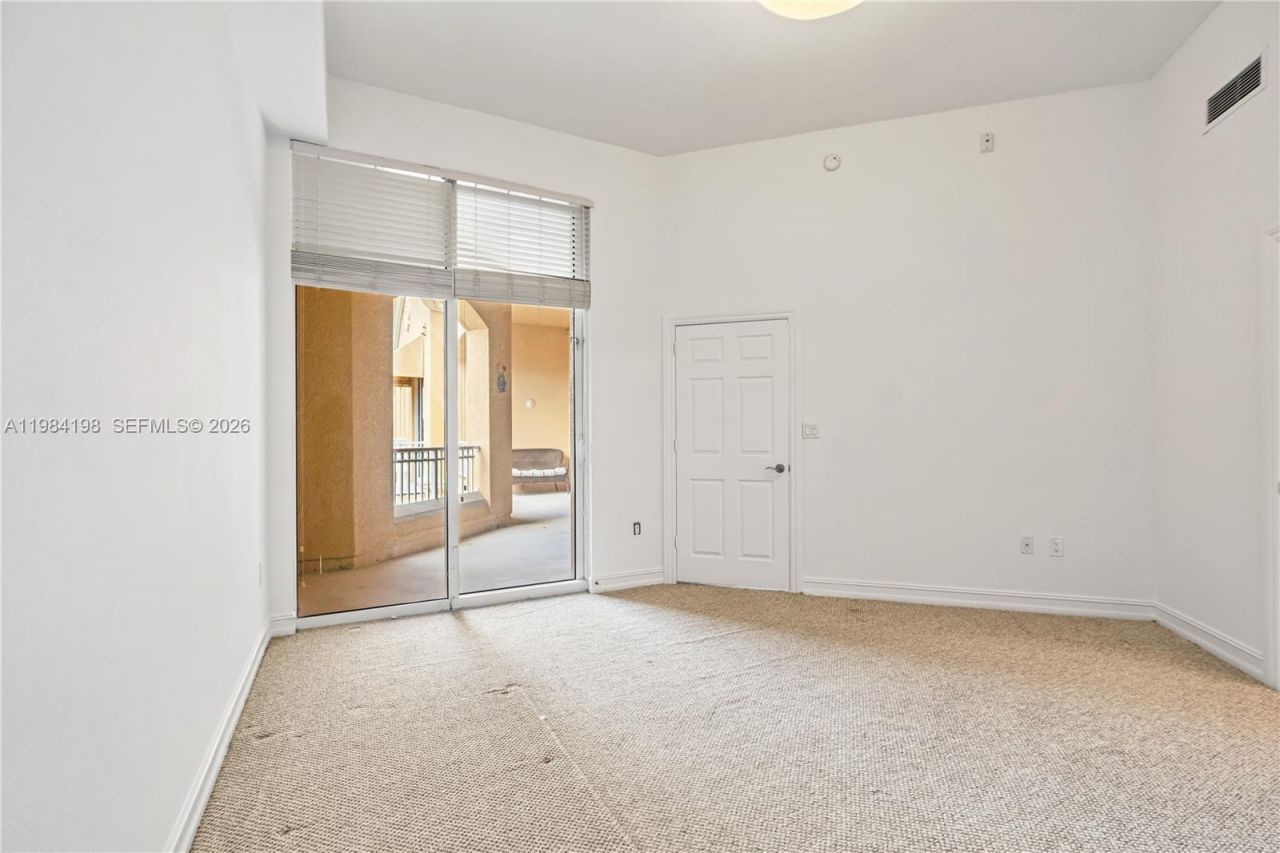 3001 NE 185th St, Unit 716, Aventura, FL 33180 Photo