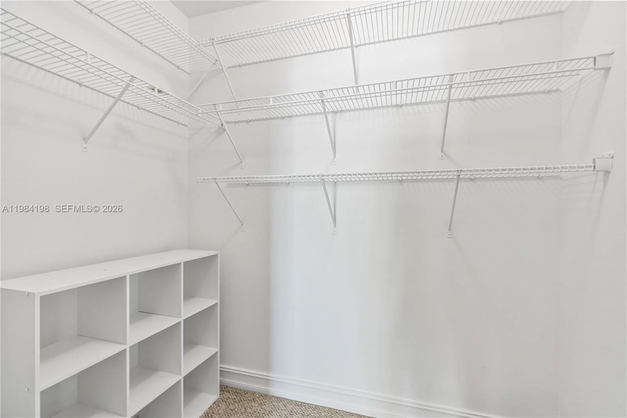 3001 NE 185th St, Unit 716, Aventura, FL 33180 Photo