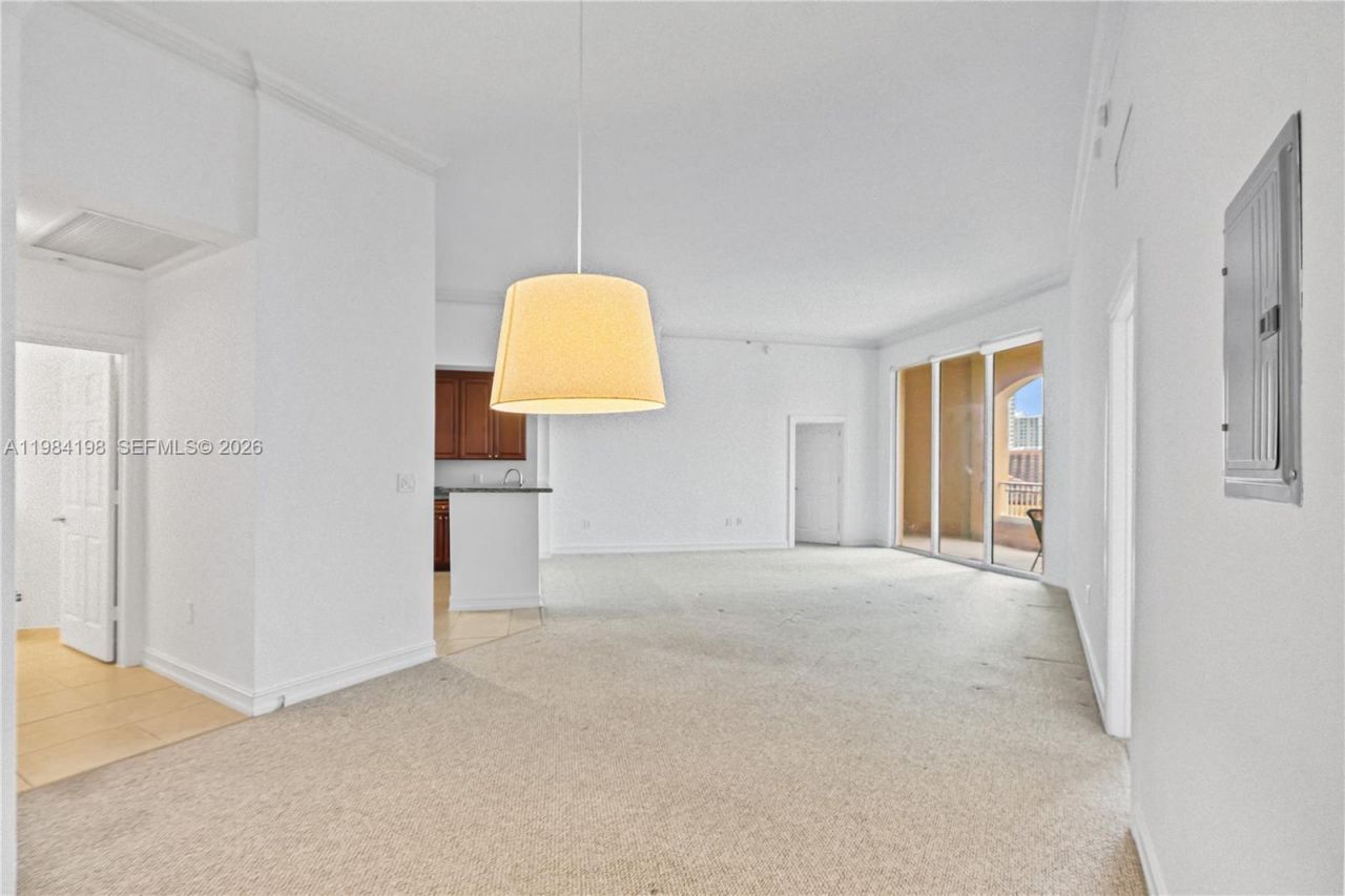 3001 NE 185th St, Unit 716, Aventura, FL 33180 Photo