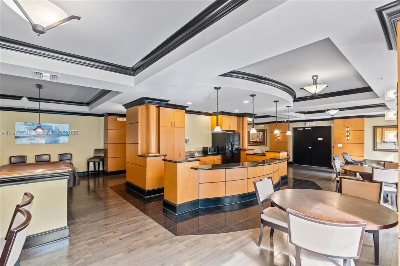 3001 NE 185th St, Unit 716, Aventura, FL 33180 Photo