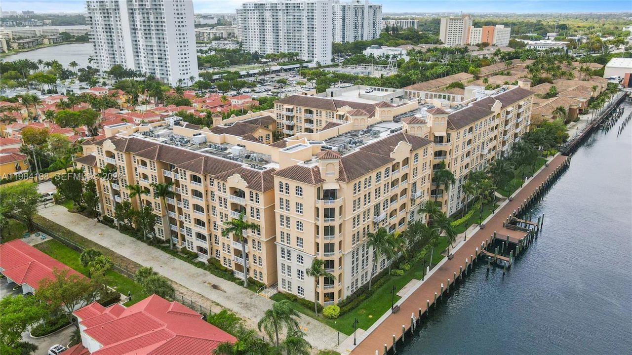 3001 NE 185th St, Unit 716, Aventura, FL 33180 Photo