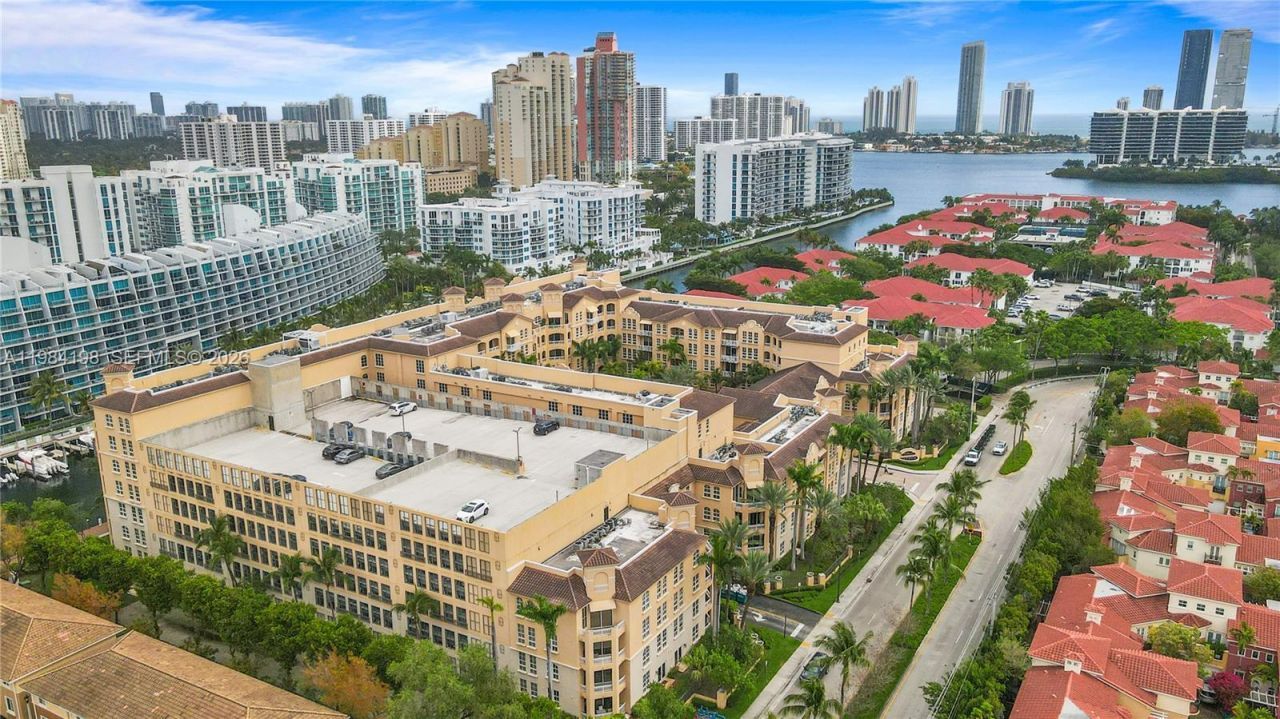 3001 NE 185th St, Unit 716, Aventura, FL 33180 Photo